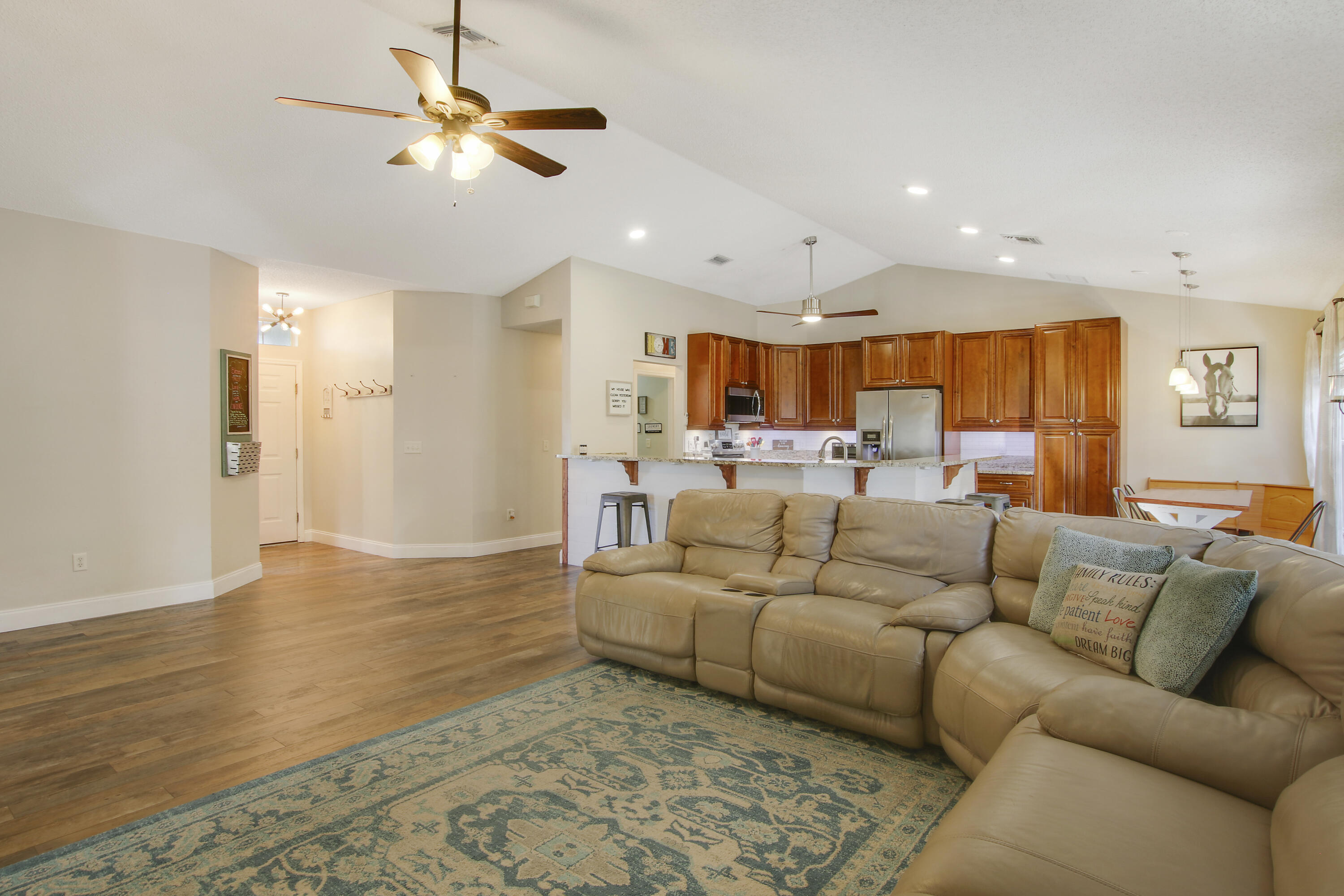 2290 Southwest Natema Road Port St. Lucie, FL 34953 - Photo 9 of 41 House1-18