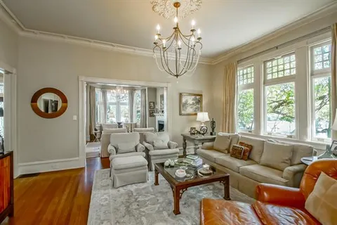 $2,895,000 | 4930 St Charles Avenue, New Orleans, LA 70115