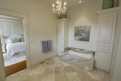 $2,895,000 | 4930 St Charles Avenue, New Orleans, LA 70115