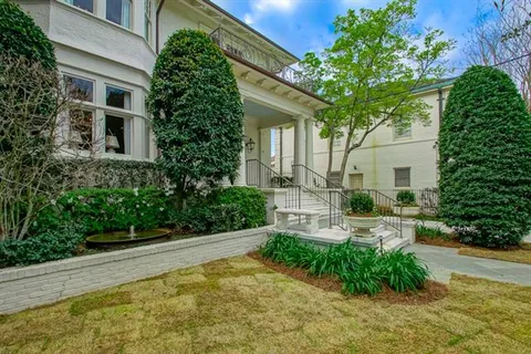 $2,895,000 | 4930 St Charles Avenue, New Orleans, LA 70115