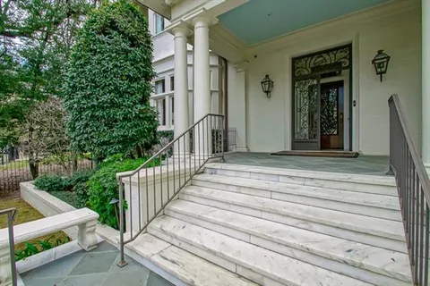 $2,895,000 | 4930 St Charles Avenue, New Orleans, LA 70115
