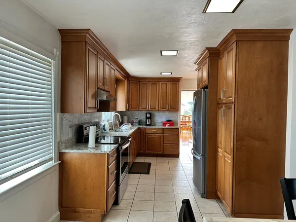 $5,500 | 64 Francis Street, Unit 1, Revere, MA 02151