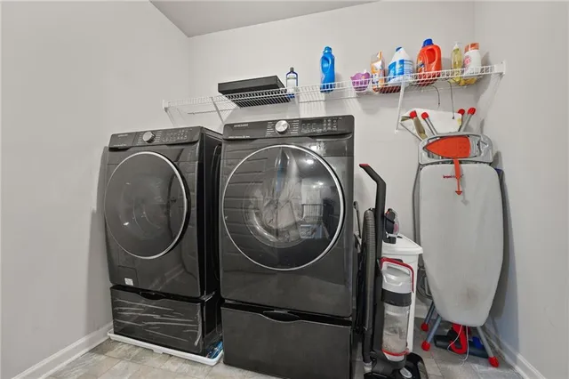 $679,900 | 1617 Matt Spgs Drive, Lawrenceville, GA 30045