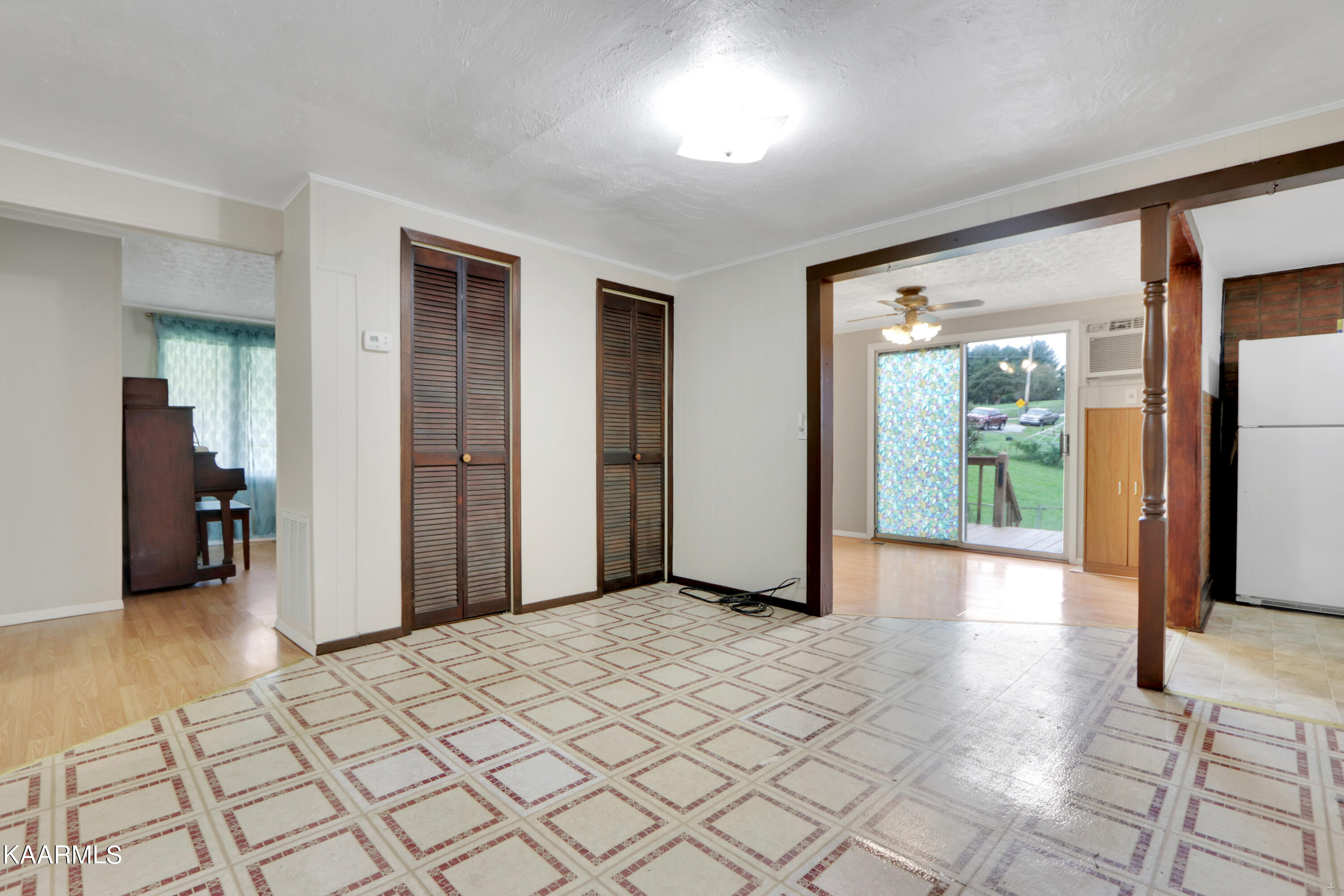 459 Island Ford Road Jacksboro, TN 37757 - Photo 12 of 31 Positive Perceptions-13