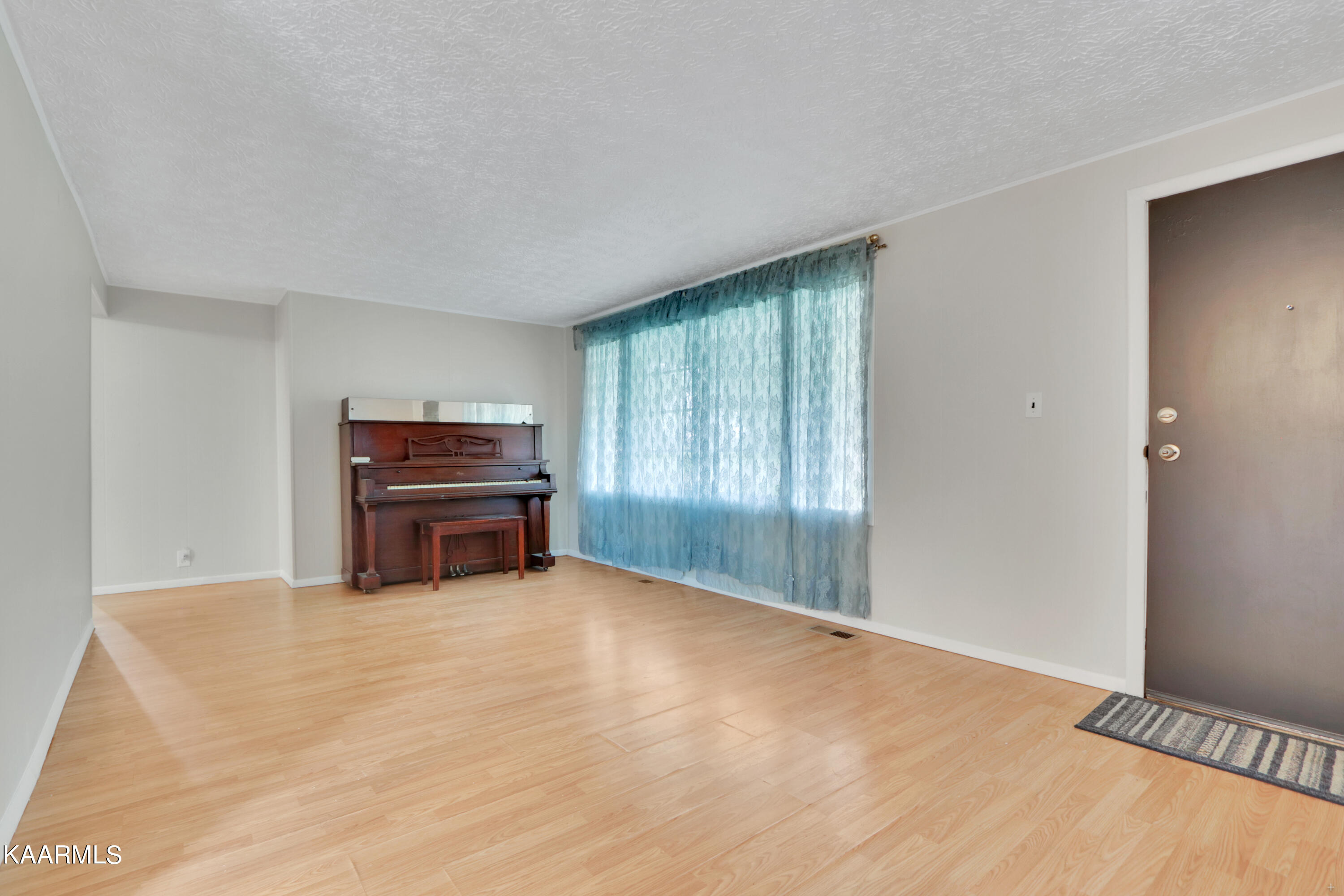 459 Island Ford Road Jacksboro, TN 37757 - Photo 13 of 31 Positive Perceptions-14
