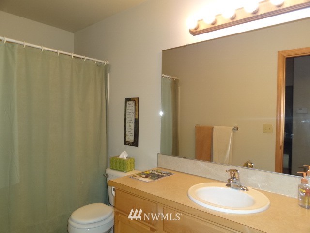 7916 Diagonal Road Southeast Olympia, WA 98501 - Photo 17 of 21 Gallery Image 17