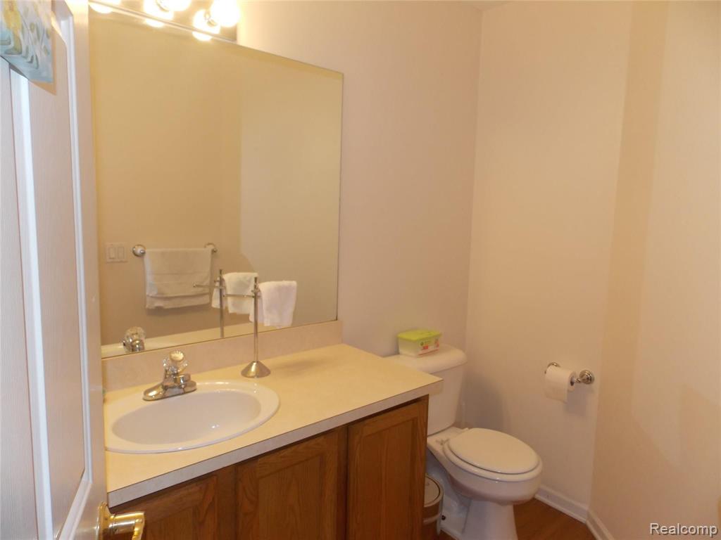 3967 May Center Road Lake Orion, MI 48360 - Photo 15 of 29