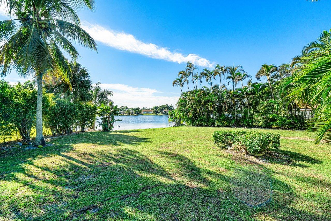 9554 Lancaster Place Boca Raton, FL 33434 - Photo 25 of 35 024-9554LancasterPlace-BocaRaton-FL-3343
