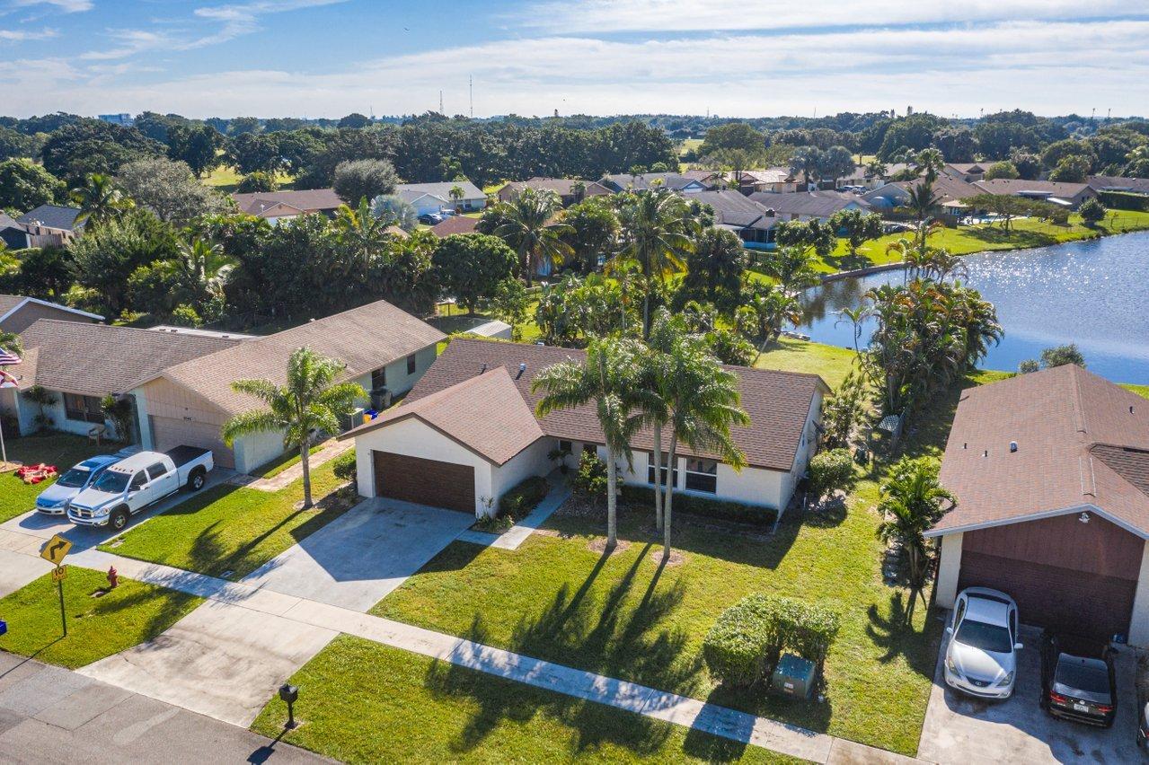 9554 Lancaster Place Boca Raton, FL 33434 - Photo 28 of 35 027-9554LancasterPlace-BocaRaton-FL-3343