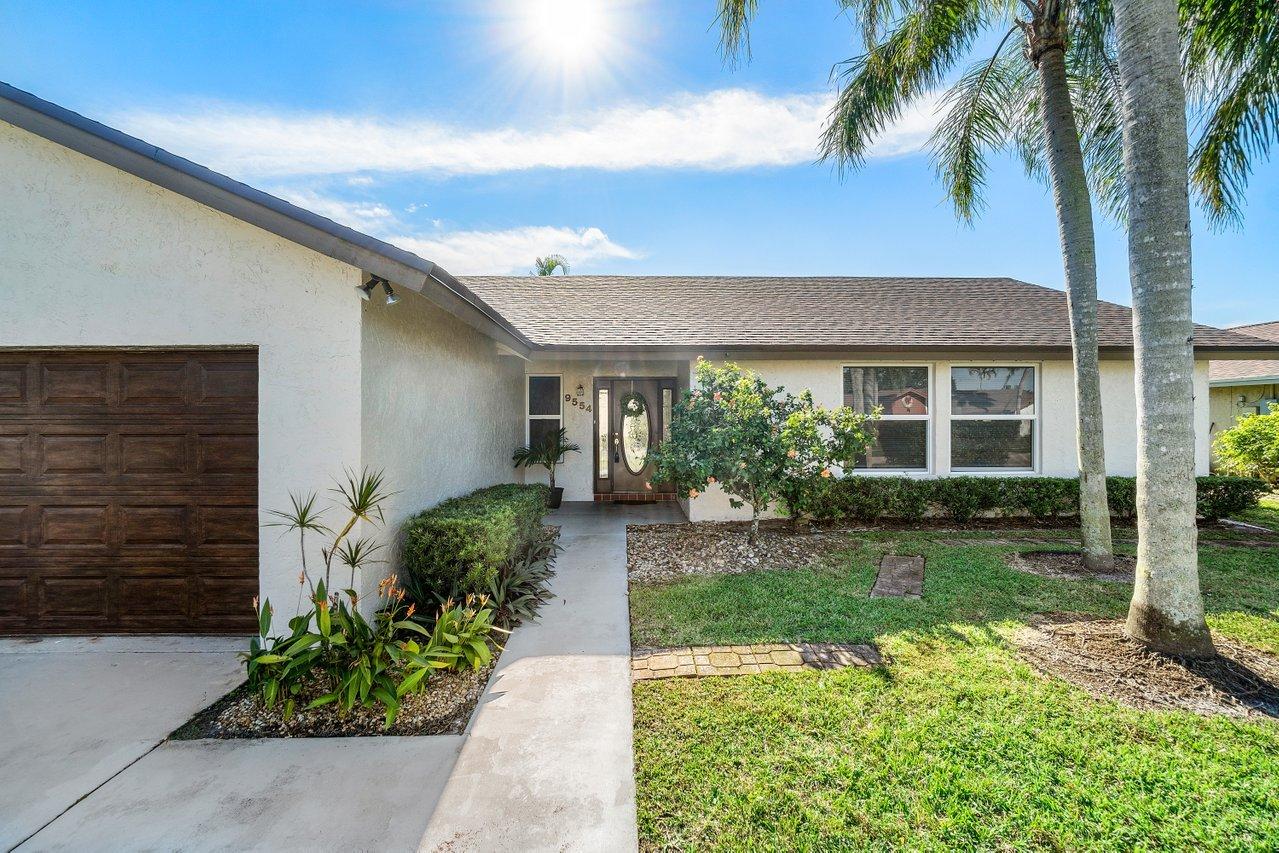 9554 Lancaster Place Boca Raton, FL 33434 - Photo 5 of 35 5