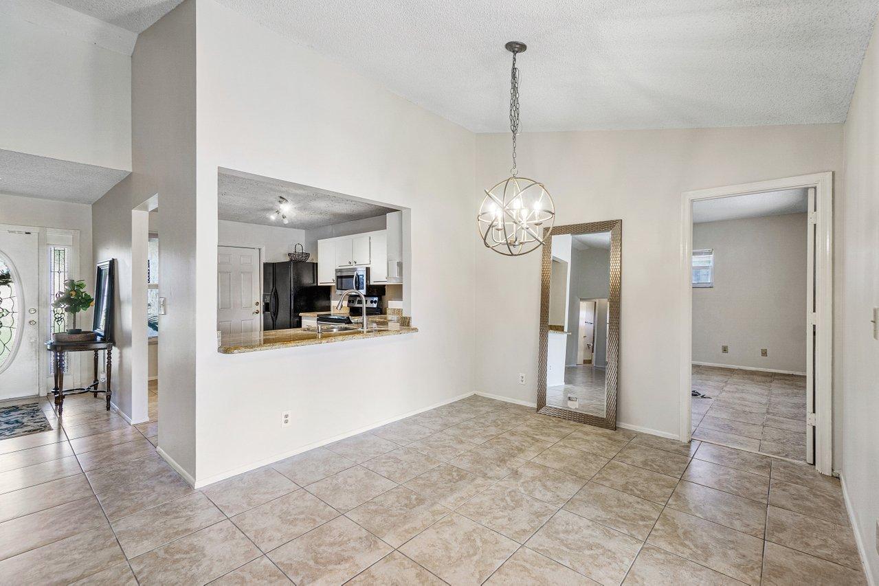 9554 Lancaster Place Boca Raton, FL 33434 - Photo 10 of 35 009-9554LancasterPlace-BocaRaton-FL-3343