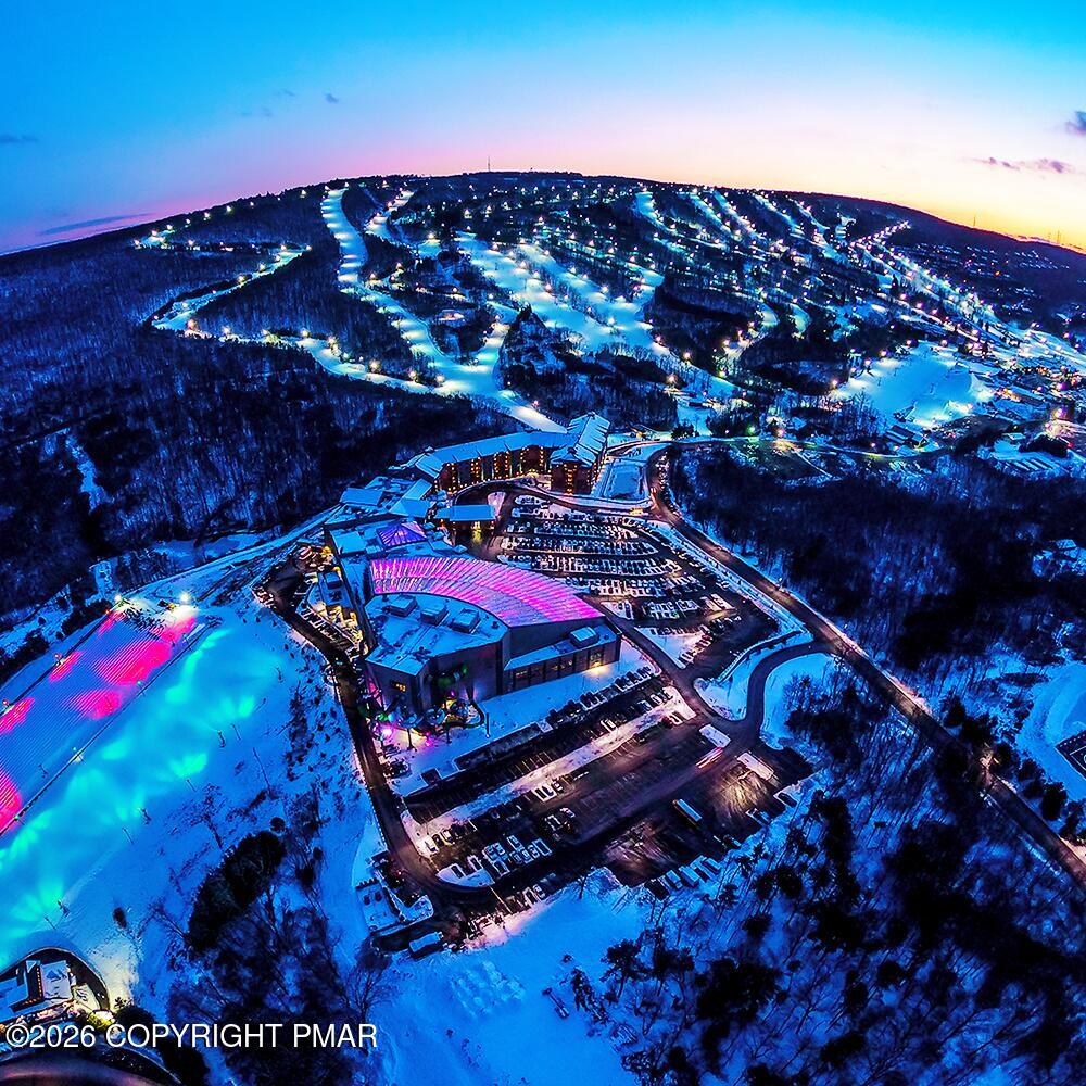 31 Knob Road Mount Pocono, PA 18344 - Photo 26 of 31 CAMELBACK SKI AREA