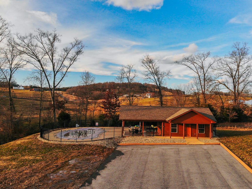 14 Grainger Landing Rutledge, TN 37861 - Photo 10 of 15 EBCA9C5C98A9F4A63E2F0FCD1EE774AD 2