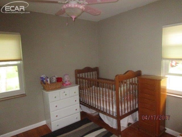 811 West Silver Lake Road Fenton, MI 48430 - Photo 12 of 16 21284460-11.JPG