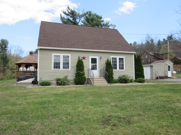133 Richardson Road Fitchburg, MA 01420 - Photo 1 of 10 Gallery Image 1