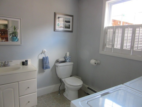 133 Richardson Road Fitchburg, MA 01420 - Photo 4 of 10 Gallery Image 4