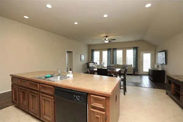 $2,500 | 13414 Barons Lake Lane, Cypress, TX 77429