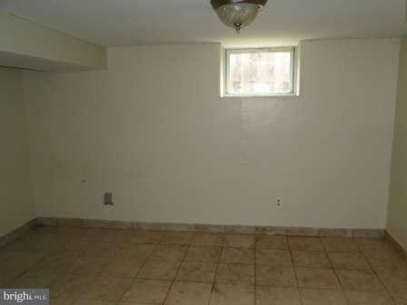 2207 Amherst Road Hyattsville, MD 20782 - Photo 14 of 20 Den