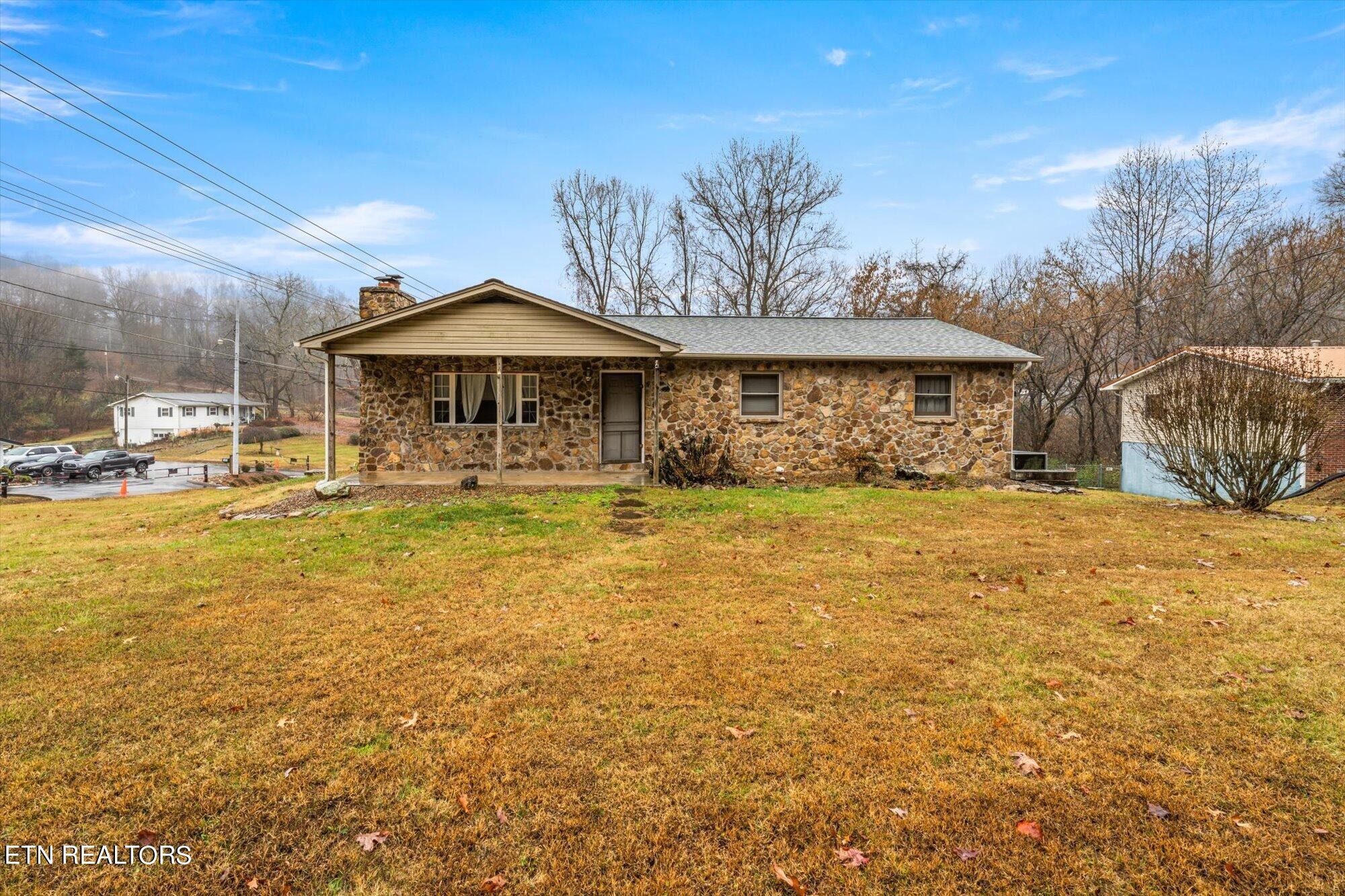 8403 Heiskell Road Powell, TN 37849 - Photo 1 of 29 Gallery Image 1