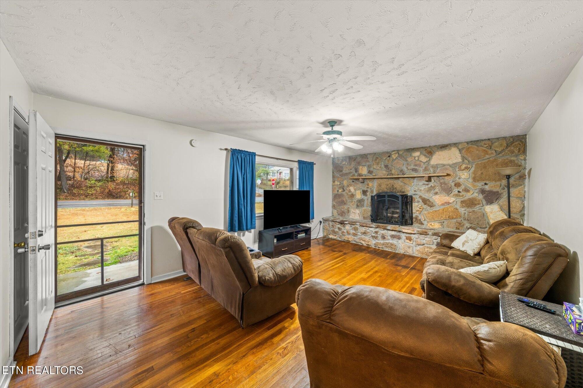8403 Heiskell Road Powell, TN 37849 - Photo 4 of 29 Gallery Image 4