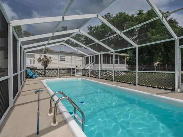 $300,000 | 107 Faith Avenue, Sopchoppy, FL 32358