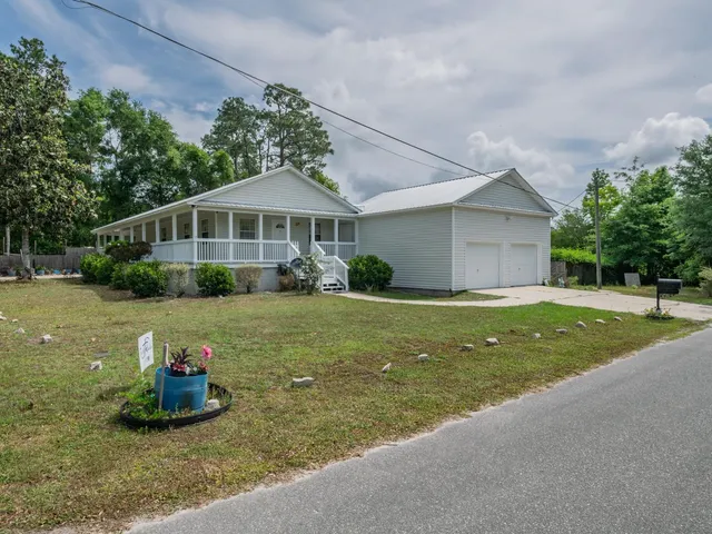 $300,000 | 107 Faith Avenue, Sopchoppy, FL 32358
