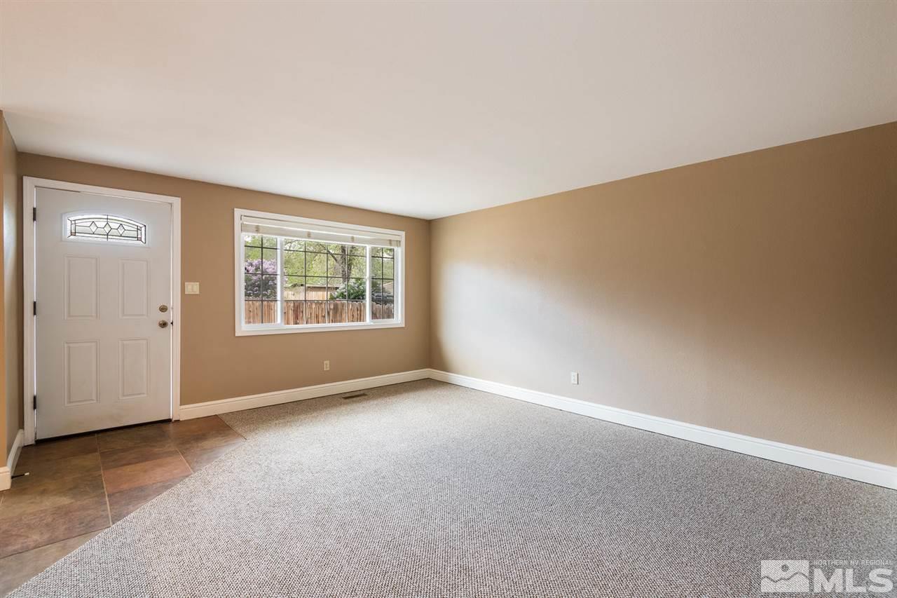 435 Etral Circle Reno, NV 89506 - Photo 5 of 17 Photo 5