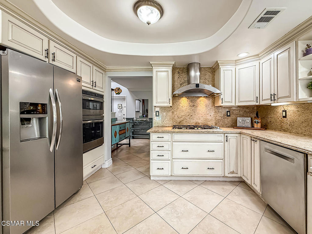 3042 North Geronimo Avenue Simi Valley, CA 93063 - Photo 17 of 52