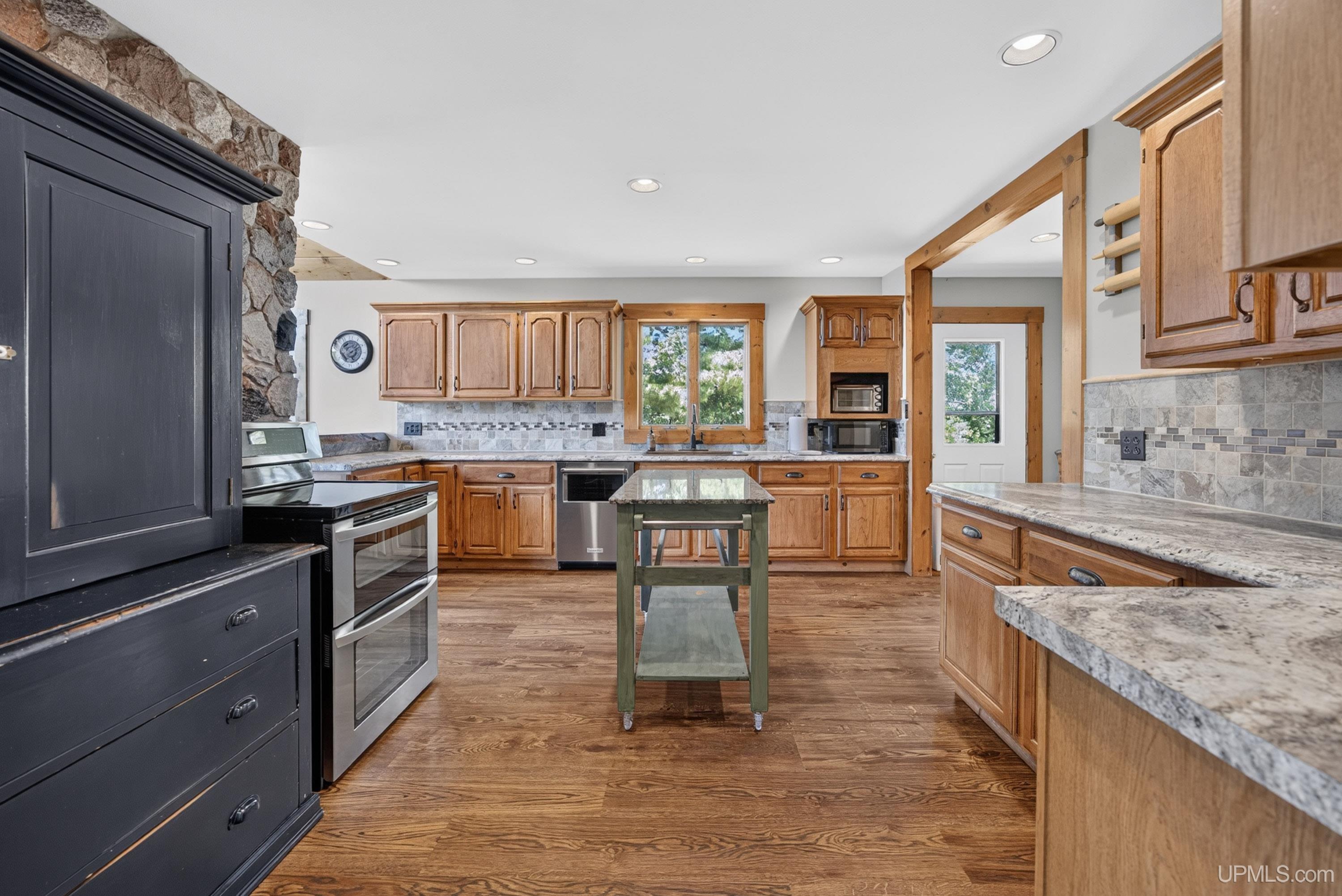 4042 5 Mile Pt Road Allouez, MI 49805 - Photo 11 of 84