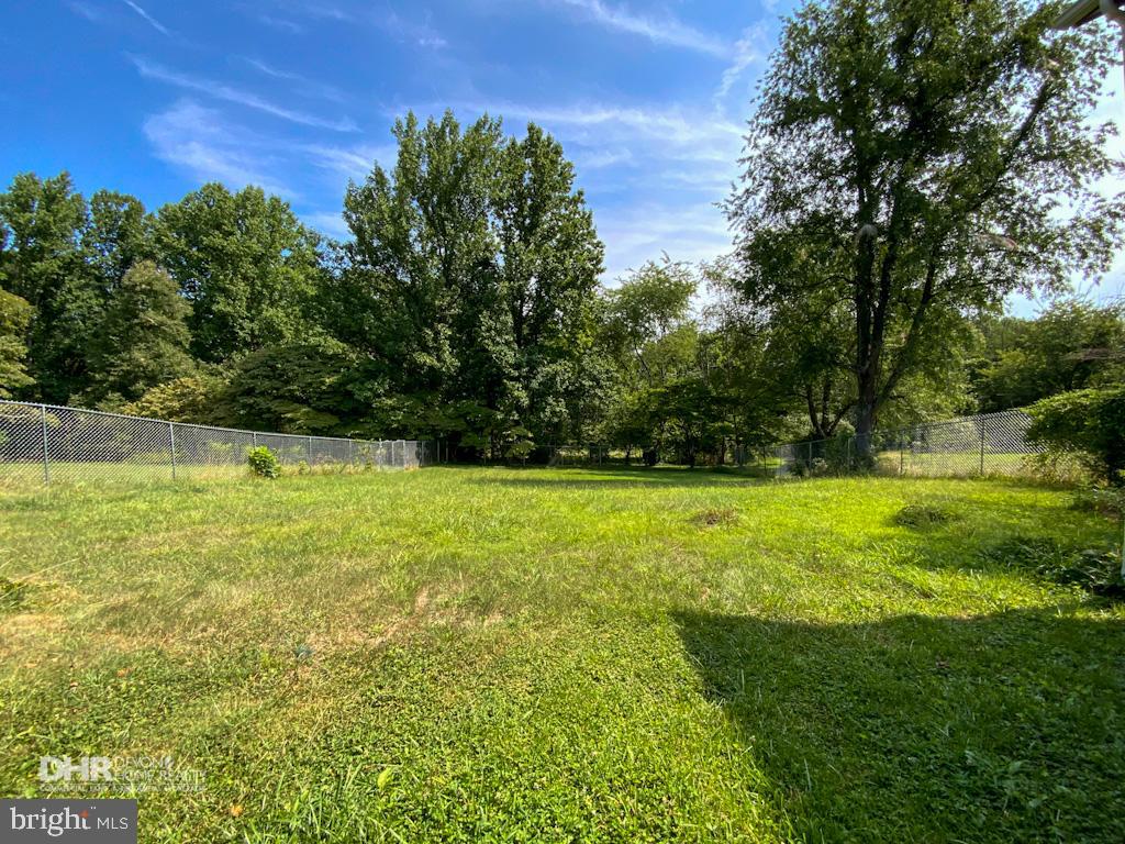 5405 Mountain Road Broad Run, VA 20137 - Photo 105 of 123 Large Fenced Area in Rear Yard