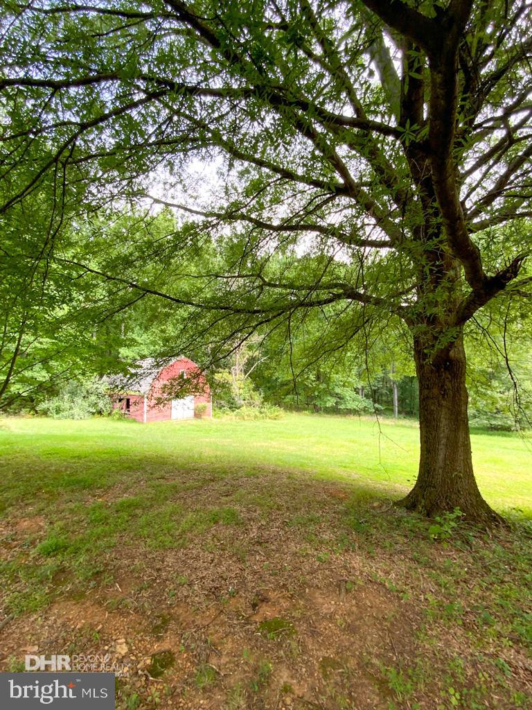 5405 Mountain Road Broad Run, VA 20137 - Photo 18 of 123 Storage Barn/Shed. Needs Repair