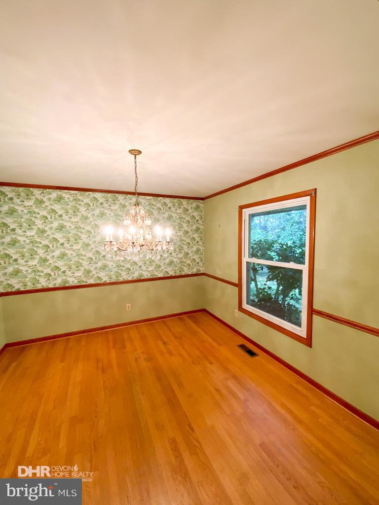 5405 Mountain Road Broad Run, VA 20137 - Photo 27 of 123 Formal Dining Room