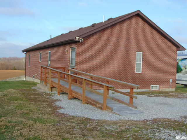 $399,000 | 44 Bud Road, Alto Pass, IL 62905