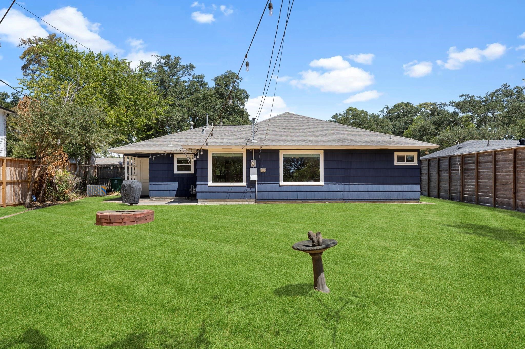 1802 Turnpike Road Houston, TX 77008 - Photo 43 of 47