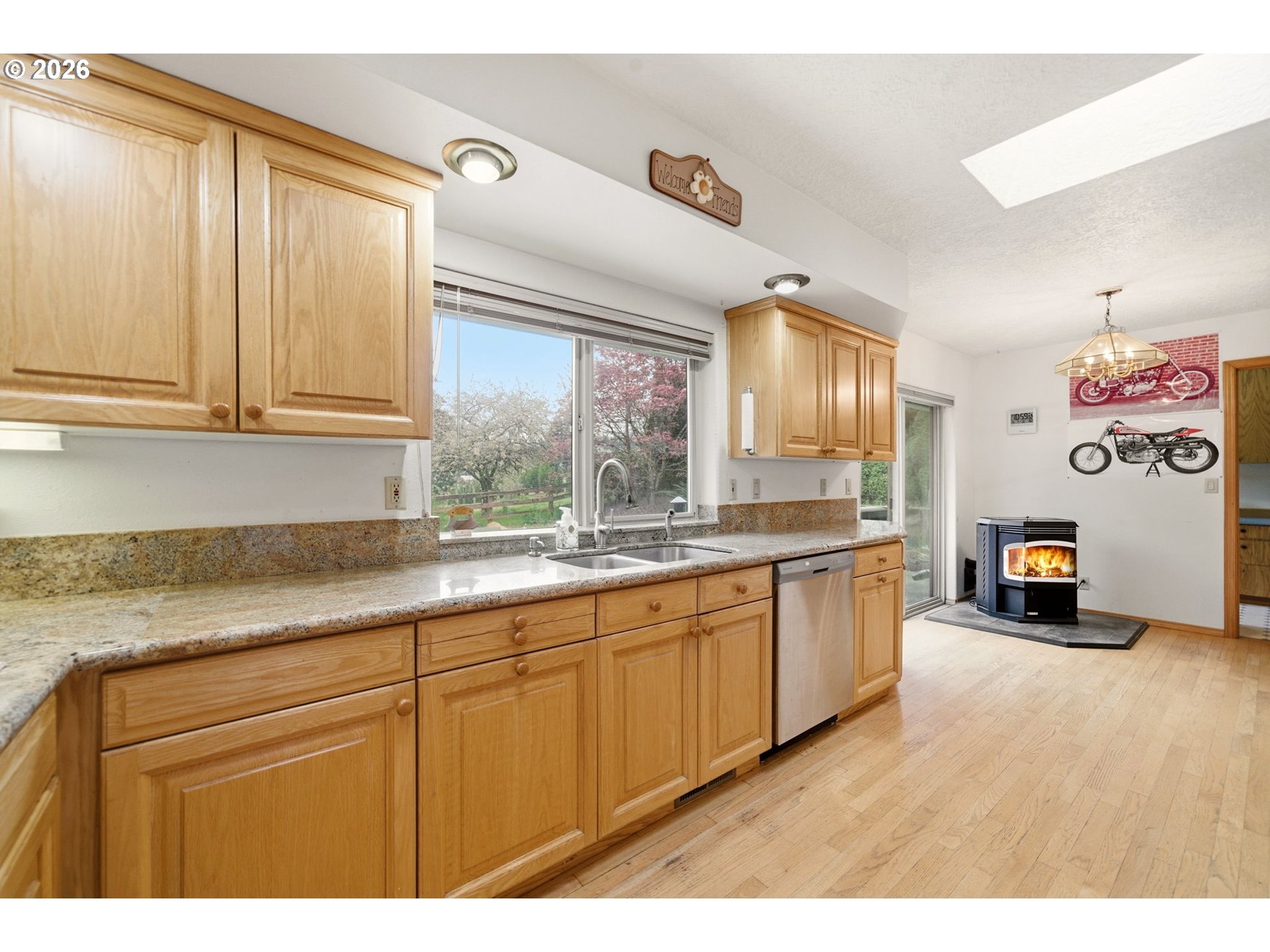 34570 Southeast Colorado Road Sandy, OR 97055 - Photo 9 of 24 Kitchen