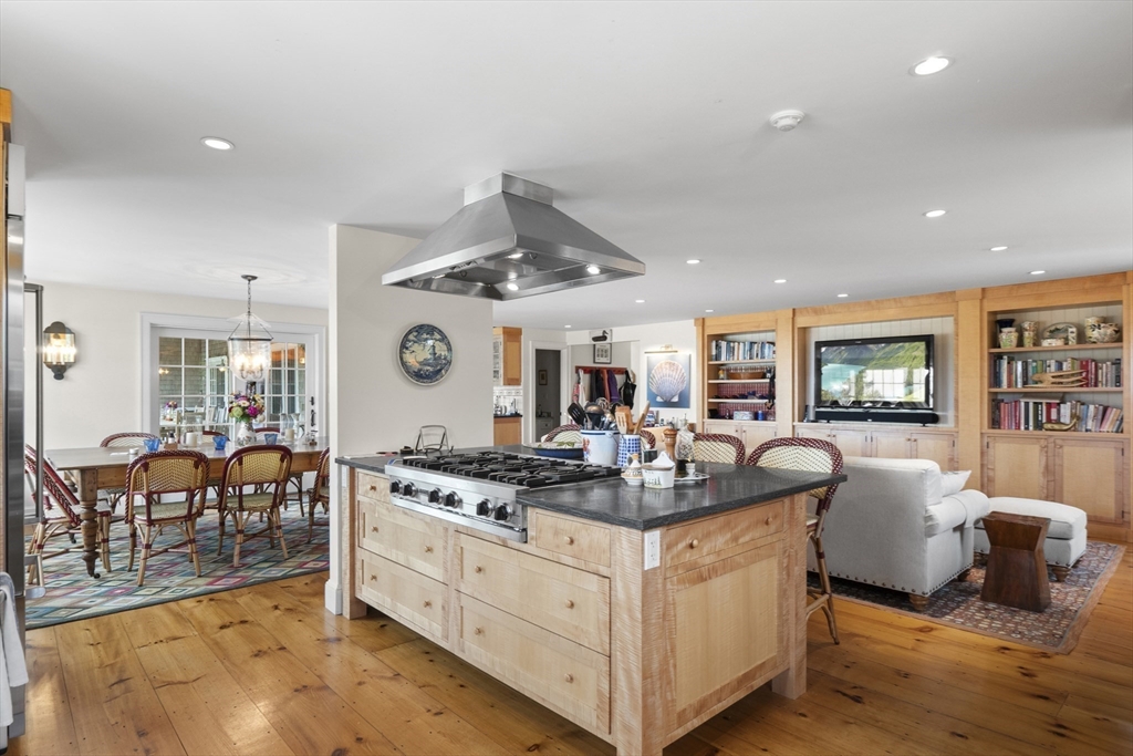 28 Bosworth Road Nantucket, MA 02554 - Photo 4 of 34 a very nice looking living room with wooden floor and furniture