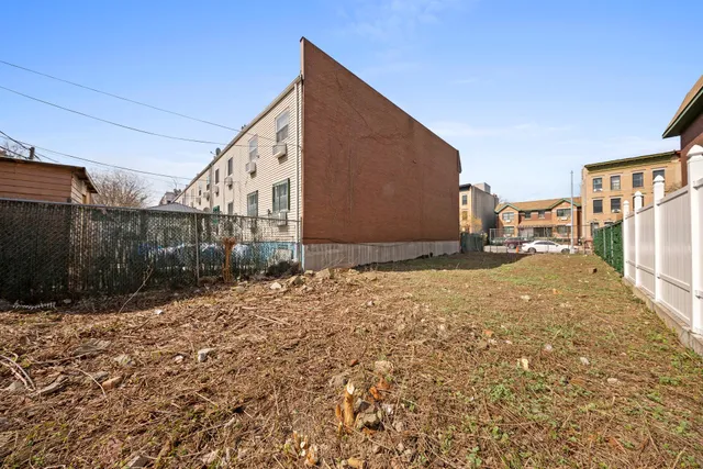 $1,099,000 | 300 Chauncey Street | Bedford-Stuyvesant