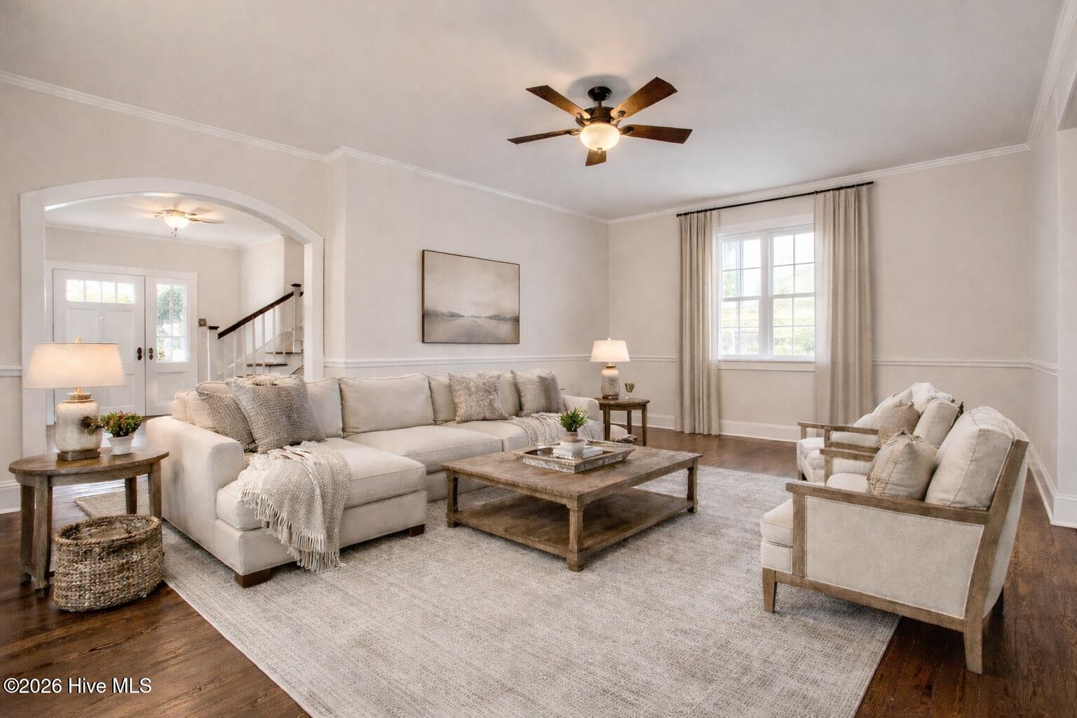 723 Pollock Street New Bern, NC 28562 - Photo 12 of 46 family room virtual staged