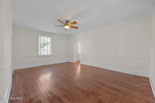 $585,000 | 723 Pollock Street, New Bern, NC 28562