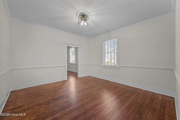$585,000 | 723 Pollock Street, New Bern, NC 28562