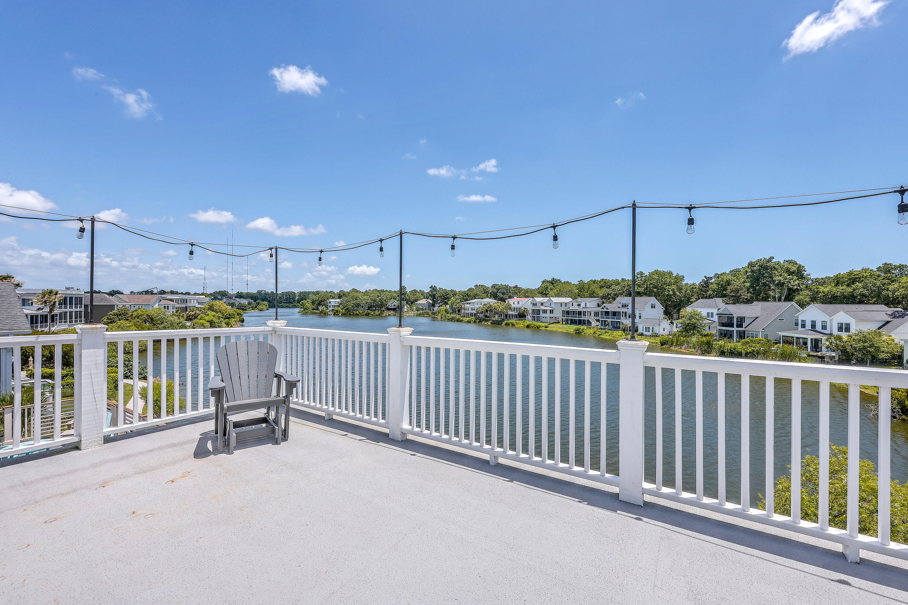 1300 Penshell Place Mount Pleasant, SC 29464 - Photo 49 of 67 ZYN_8473_4_5_6_7_8_9