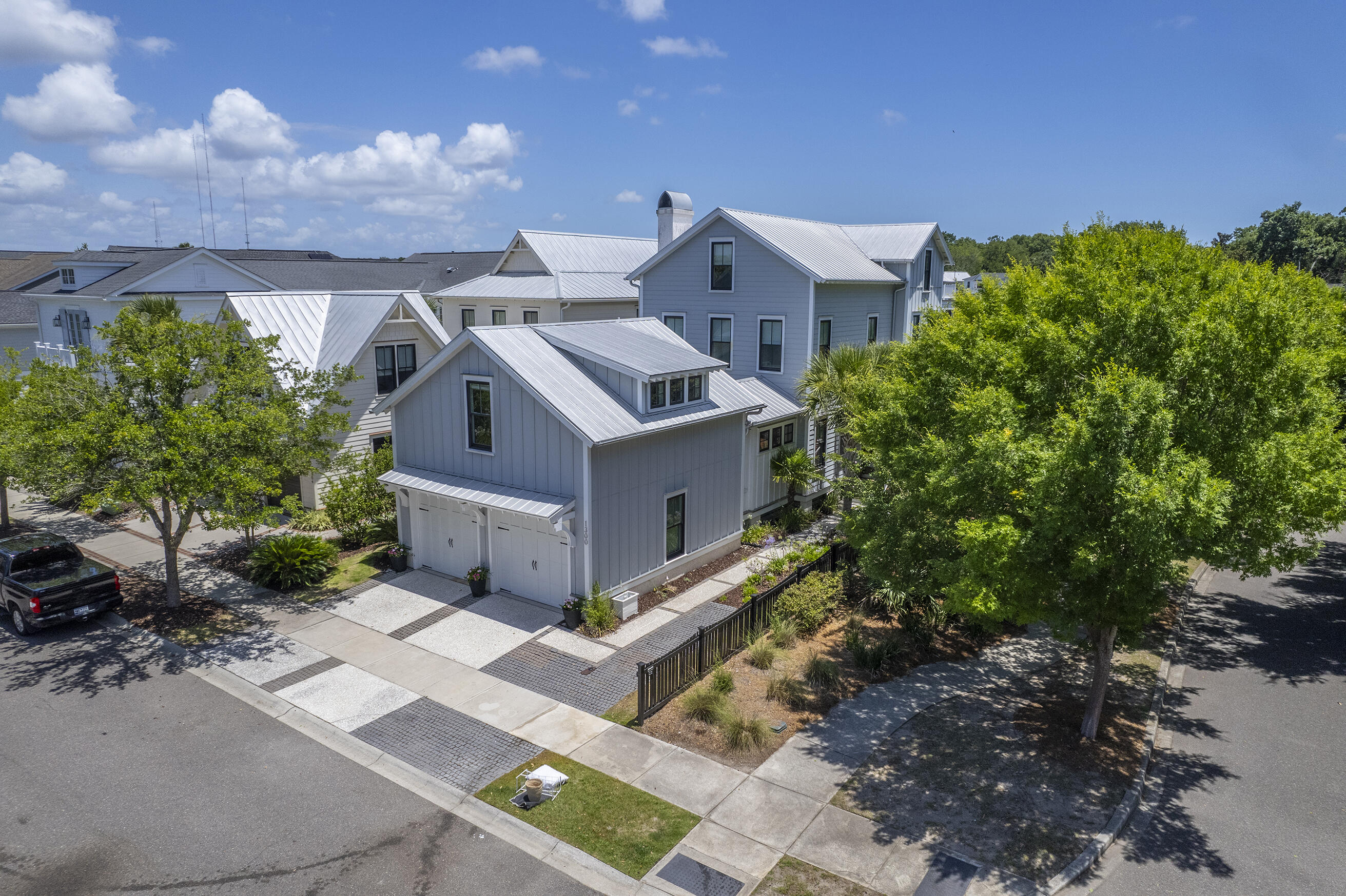 1300 Penshell Place Mount Pleasant, SC 29464 - Photo 67 of 67 Zyndicate