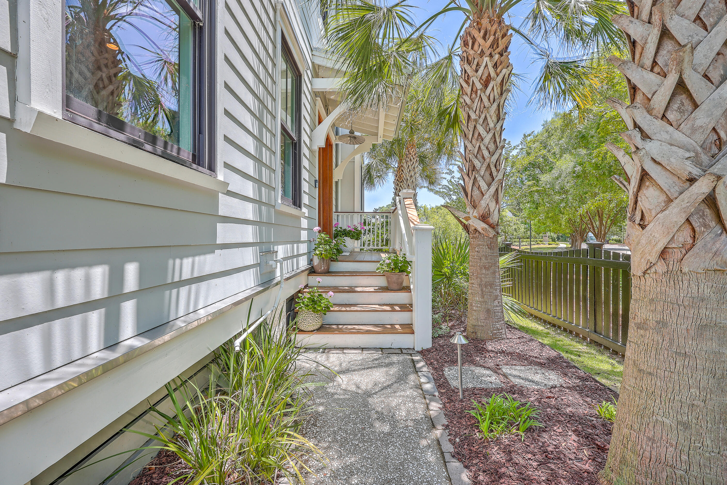 1300 Penshell Place Mount Pleasant, SC 29464 - Photo 9 of 67 ZYN_8508_09_10_11_12_13_14