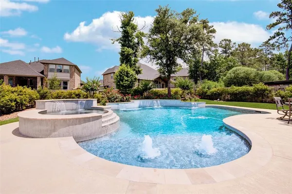 $788,000 | 34130 Mill Creek Way, Pinehurst, TX 77362