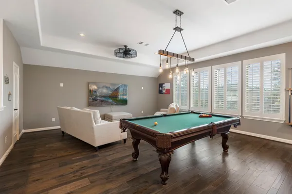 $788,000 | 34130 Mill Creek Way, Pinehurst, TX 77362