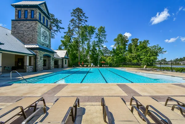 $788,000 | 34130 Mill Creek Way, Pinehurst, TX 77362