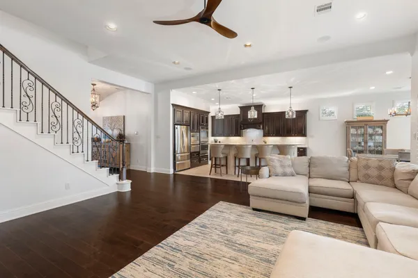 $788,000 | 34130 Mill Creek Way, Pinehurst, TX 77362