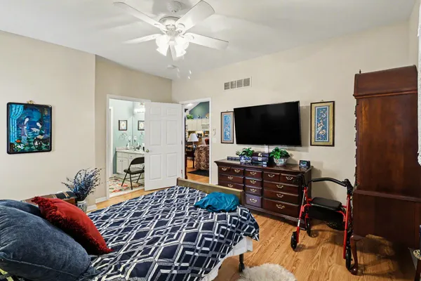 $324,900 | 2023 Golfcrest Drive, Unit 5, Davison, MI 48423