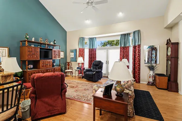 $324,900 | 2023 Golfcrest Drive, Unit 5, Davison, MI 48423