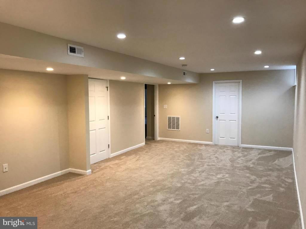 9559 North Laurel Road Laurel, MD 20723 - Photo 17 of 30 Interior (General)